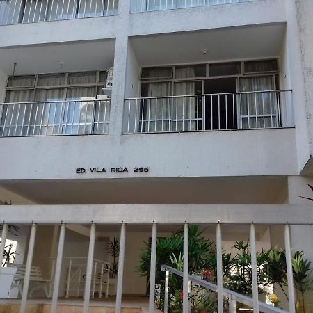 A 250M Da Praia Da Enseada 瓜鲁雅 外观 照片